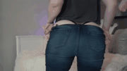 欧美热门Emily Lynne合集_性感肥臀与道具自慰精彩演绎