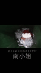 南小姐推特露出合集2厕所吃厕纸与垃圾桶避孕套挑战_2