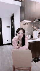 抖音52万粉网红马预预直播疑似整活_奇怪声音引网友热议