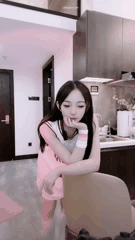 抖音52万粉网红马预预直播疑似整活_奇怪声音引网友热议_1