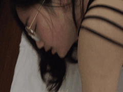 眼镜妹小冰反差婊本性曝光_早期泄密视频太骚_博彩社区最撩人一刻直击灵魂