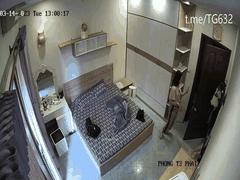 黑客偷窥欲求不满人妻在家疯狂自慰_老公无力满足的激情全曝光