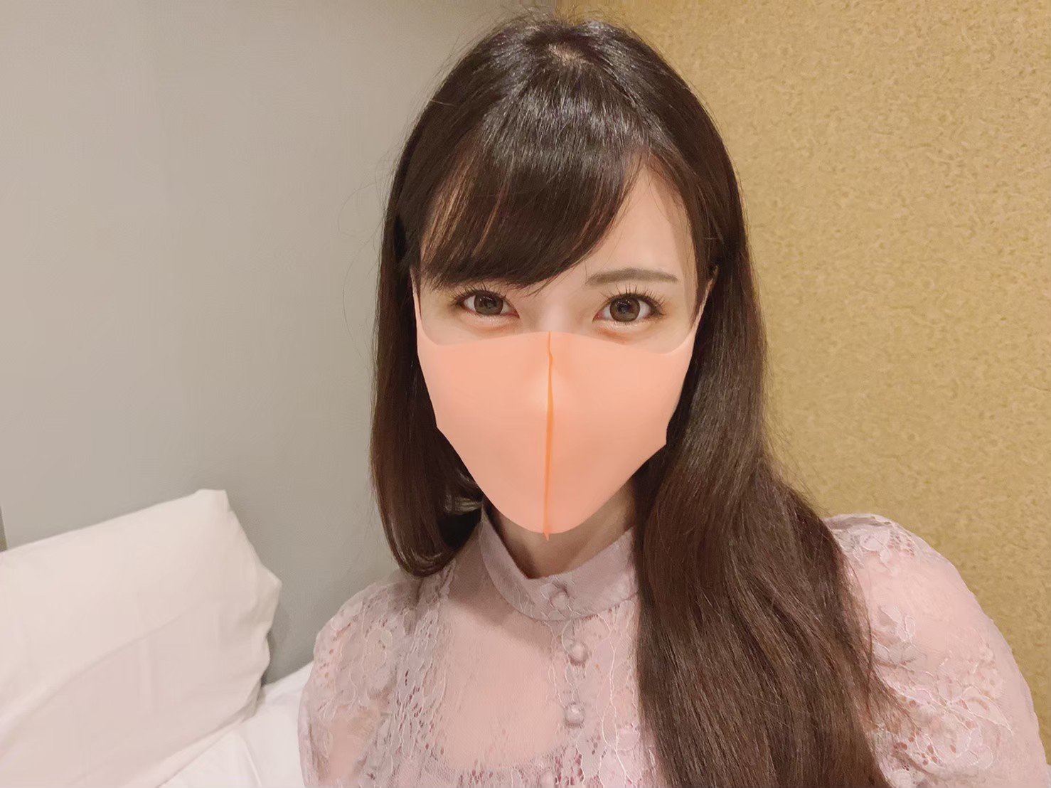 【有码】FC2-4164788【絡みつく汗と膣！】