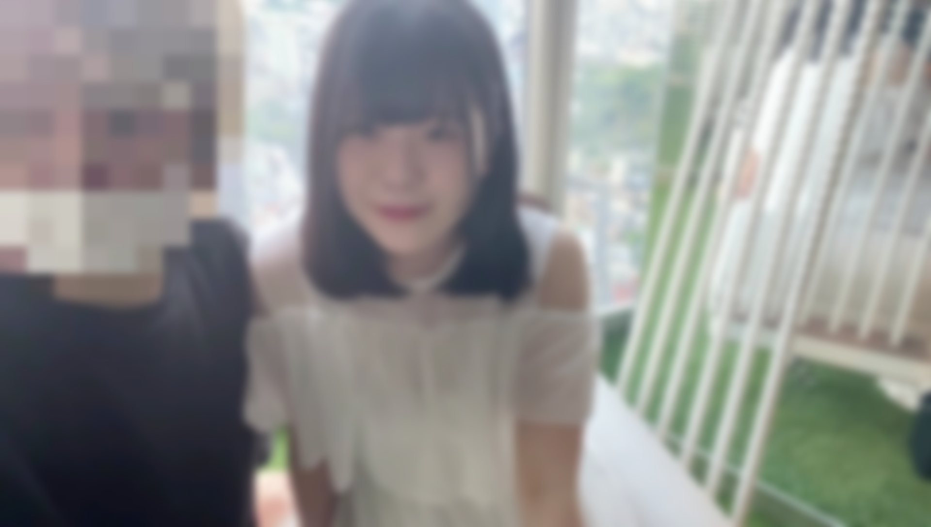 FC2-4382850色白で黒髪清楚な新社会人1年目。甘えん坊な彼女が働くオンナになった就職祝いにイチ-cd2